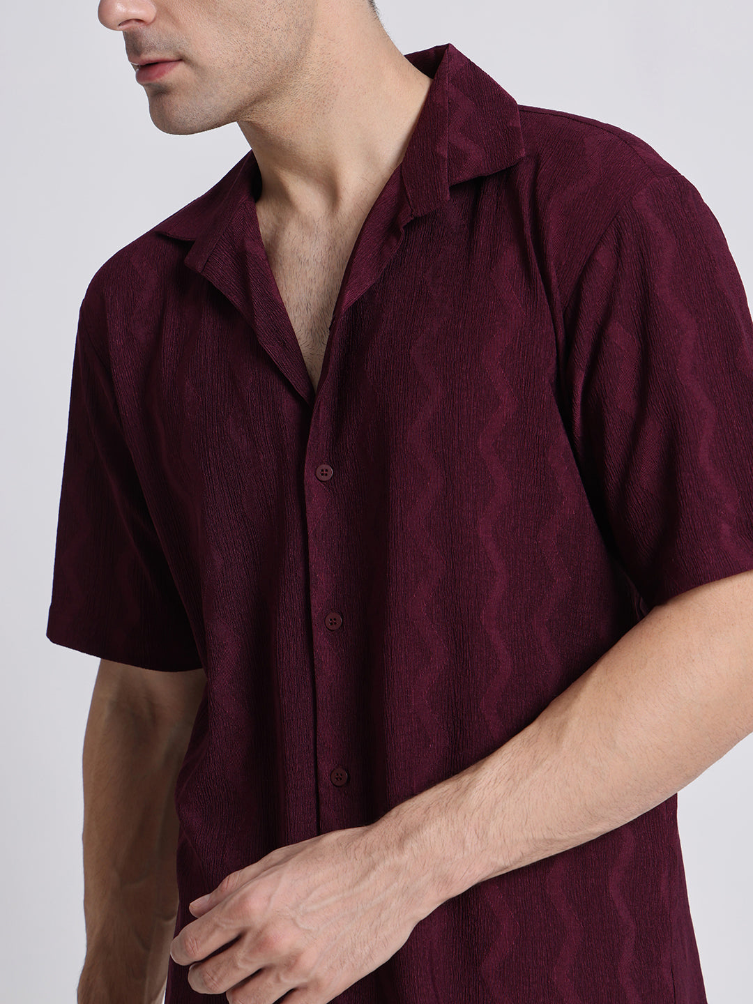 Zikzak Solid Wine Comfort Fit Shirt