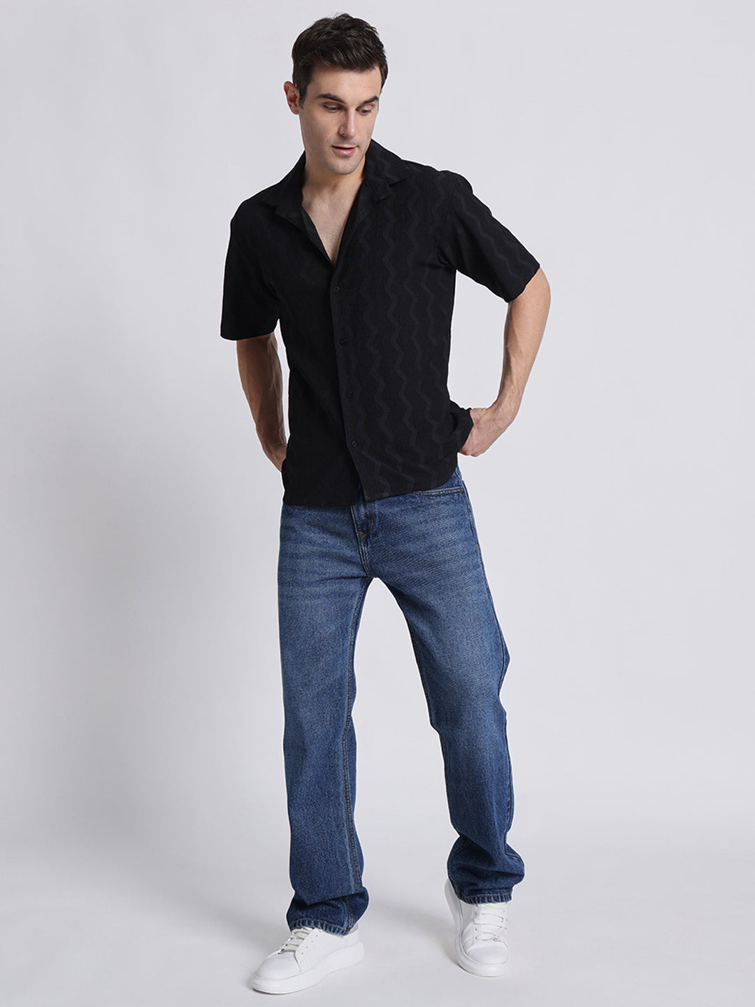Zikzak Solid Black Comfort Fit Shirt